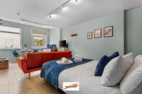Studio103 At Buonomo Stays Short Lets & Serviced Accommodation in Queen's Park - Chambres d'hôtes Londres