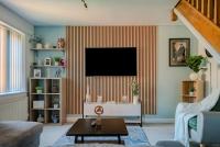 Stylish 3-Bedroom Home for Groups with Parking, Greater Manchester - Ferienwohnung Manchester