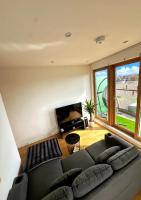 Modern Prime Apartment - 20 mins to Central London - 15 mins to Gatwick Airport - B&B Croydon