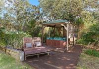 Malda's Retreat - Pet Friendly Absolute Beachfront - B&B Culburra Beach