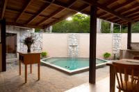 Casa dos Pinheiros - B&B Resende