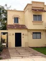 Casa privada con estacionamiento - Bed and Breakfast Hermosillo