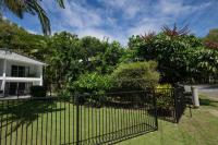 Sea Heaven - Beachfront Getaway on the Esplanade - B&B Clifton Beach