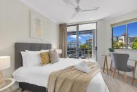 City Lights - Experience the Best of Cairns - Bed and Breakfast Cairns