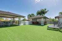 The Oasis at Temple - Dual Apartments, Rooftop Resort Retreat - B&B Port Douglas