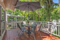 Nirvana - Steps to Four Mile Beach with Shared Pool - B&B Port Douglas