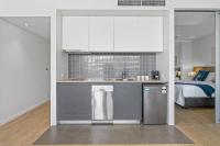 Marina Vista - Waterfront Stay near Dining and Markets - Chambres d'hôtes Cairns