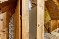 Cozy Mountain Hideaway - B&B Gatlinburg