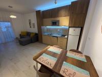 Qerret Apartment 818 - Bed and Breakfast Golem
