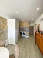 Brito Capelo Terrace T1 - 5 Guests - B&B Matosinhos