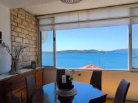 Apartment Spira Puovica - Ferienwohnung Trogir