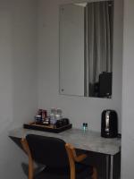 Chambre Double ou Lits Jumeaux avec Salle de Bains Commune