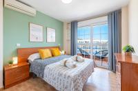 797 HOLIDAY RENTALS - Comodo piso al lado de Puerto Marina - B&B Arroyo de la Miel