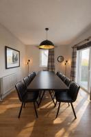 Westbrook Villa - 6-Bedroom Luxury Villa with Hot Tub - The Etive Estate - Chambres d'hôtes Taynuilt