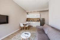 Cozy Wave Retreat Beach 2 Min Walk by PikHost - Ferienwohnung Golem