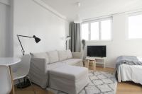 Unique and Bright Penthouse Studio in Ullanlinna - Bed and Breakfast Helsinki