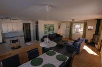 Camp Caroli Family House - B&B Jukkasjärvi