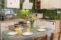 WELCS APARTAMENTO 350 EMP en el centro - Chambres d'hôtes Empuriabrava