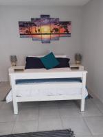 Peridot bachelor pad - B&B Fourways