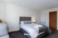 Casa Cove GF Flat Free Parking - 5min to Hospital - Bed and Breakfast Manchester