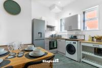 Casa Cove 2F Flat Free Parking - 5min to Hospital - Bed and Breakfast Manchester