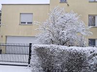 65 m2 full-foot apartment in a house with garden and private entrance - Chambres d'hôtes Toruń