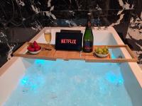 Loft "Alain" at 15 min Paris 30 min Disney Parking Air conditionner - Ferienwohnung Neuilly-Plaisance
