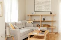 Spacious 2BR Design Apt - 2 Balc - Acropolis Metro - B&B Atenas