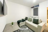Princess Hideout 5min to City with Street Parking - B&B Manchester