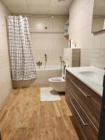 Premium 2 Bedroom Apartment Near Airport - Ferienwohnung Maskat