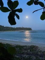 Charmoso bangalô balinês pé na areia Outeiro das Brisas - B&B Praia do Espelho