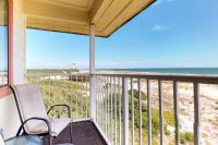Third floor ocean view condo with shared pool and beach access - B&B Fort Morgan