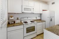 Sunny Gulf View Condo w Balcony WiFi AC & Shared Pools Hot Tubs Tennis - Chambres d'hôtes Fort Morgan