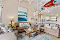 Waterfront condo with shared outdoor pool furnished balcony & beach access - B&B Gulf Shores
