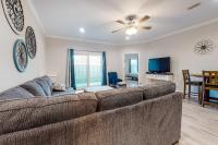 Dog-Friendly Condo with Shared Pool Central AC & Free High-Speed WiFi - B&B Gulf Shores
