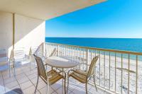 Gulf-Front 4th-Floor Condo with Shared Outdoor Pool CentralAC Private Balcony - Ferienwohnung Gulf Shores