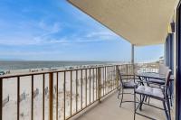 Beachfront condo with Gulf views balcony pool & AC - snowbird-friendly - B&B Gulf Shores