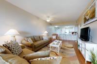 Waterfront condo with bay views pool hot tub boat ramp & private balcony - Chambres d'hôtes Gulf Shores