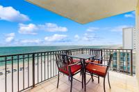 Beachfront condo with shared pool outdoor shower and beach access - B&B Gulf Shores