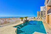 Beachfront condo with shared pool outdoor shower and beach access - B&B Gulf Shores