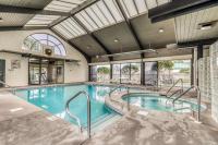Gulf-front condo with shaded deck AC pools hot tub tennis & Gym - B&B Orange Beach