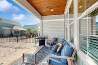 Gorgeous coastal home with plenty of space and easy beach access - Bed and Breakfast Orange Beach