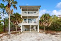 Spacious private home with patio balconies close to beaches - B&B Gulf Shores