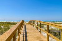Gulf-Front Condo with Balcony Shared Pools and Beach Access - B&B Dauphin Island
