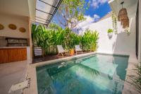 2BR Villa w Private Pool & Kitchen - Baobab Villas 3 by TROPICALLY - B&B Seminyak