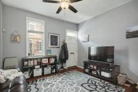 Cozy rowhouse in the quiet Fairmount neighborhood - Chambres d'hôtes Philadelphie