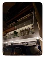 Modern fully furnished 1 bhk on golf course road - B&B Gurugram