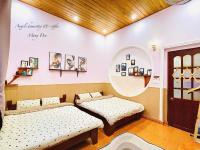 Zimmer mit 2 Kingsize-Betten