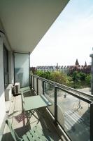 Podwale 2 3-pok 62 m2 Nowoczesny Apartamentowiec przy Odrze 3 min od Rynku KLIMATYZOWANY - Bed and Breakfast Wrocław