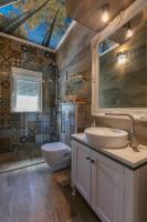 Lux apartment Sara with heated pool and jacuzzi - Bed and Breakfast Srinjine